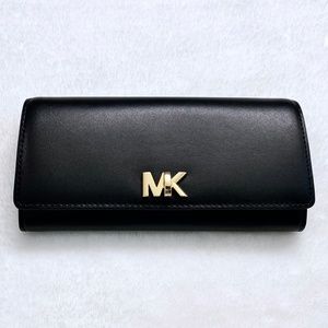 NEW MICHAEL KORS Large Black Leather Wallet